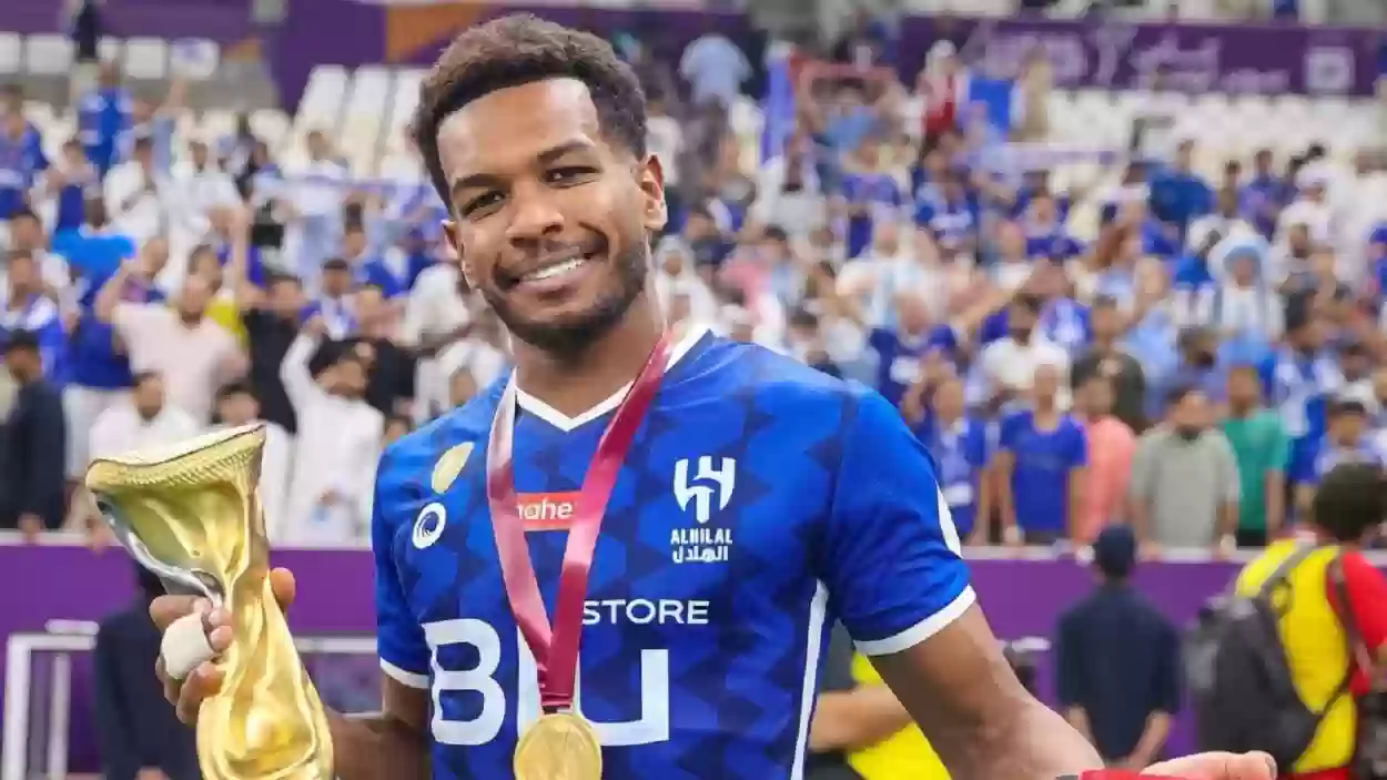 البليهي قاب قوسين أو أدنى من توريط الهلال