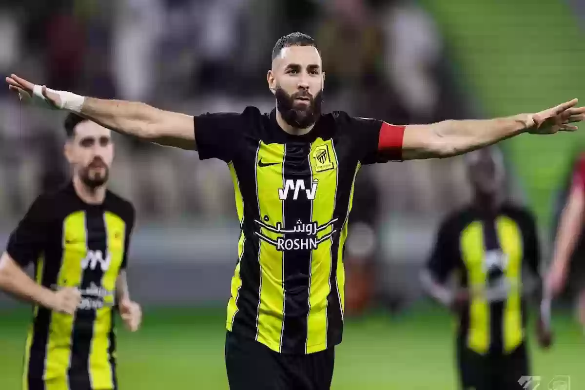 الاتحاد يقرر تغيير المدرب بناء على رغبة بنزيما