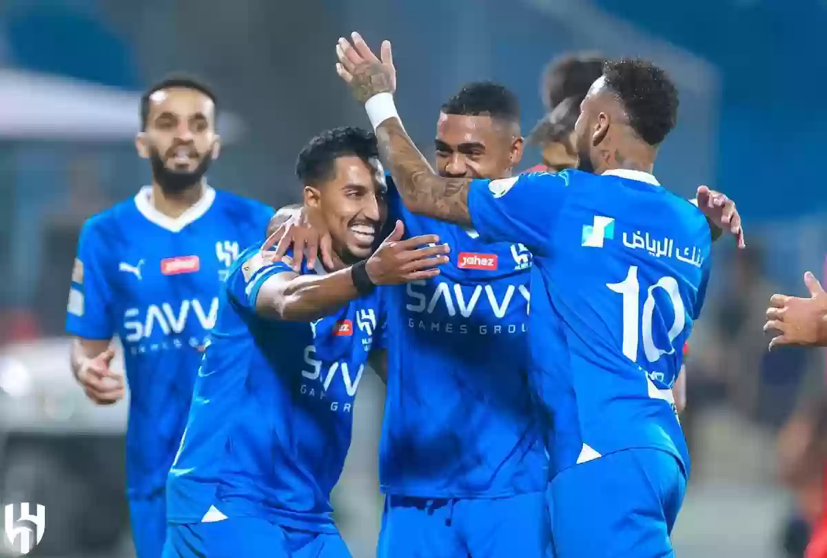 نجوم الهلال ينتشرون بين الأخضر السعودي