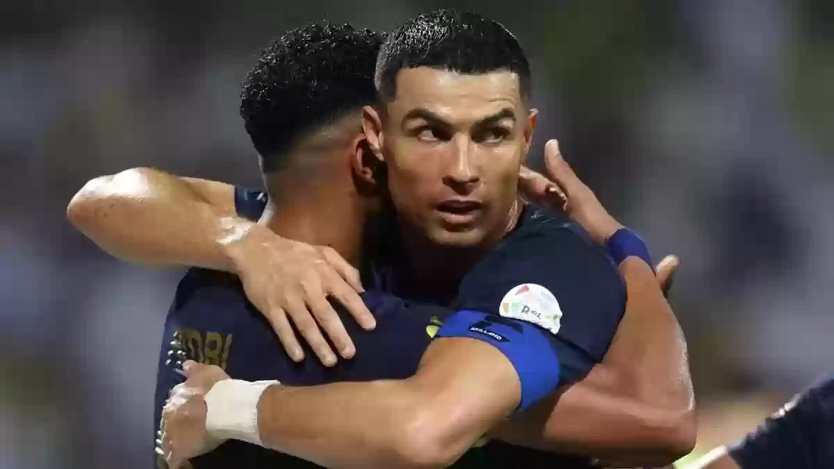 هل يقتنص النصر الصدارة من الهلال في دوري روشن السعودي