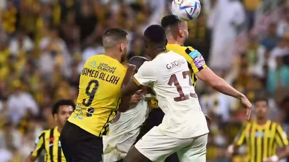 اتحاد جدة يطلب التعاقد مع مدافع النصر السعودي