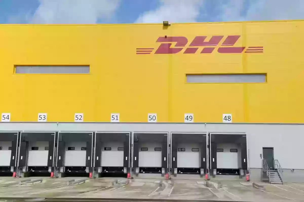 طرق التواصل مع DHL في السعودية