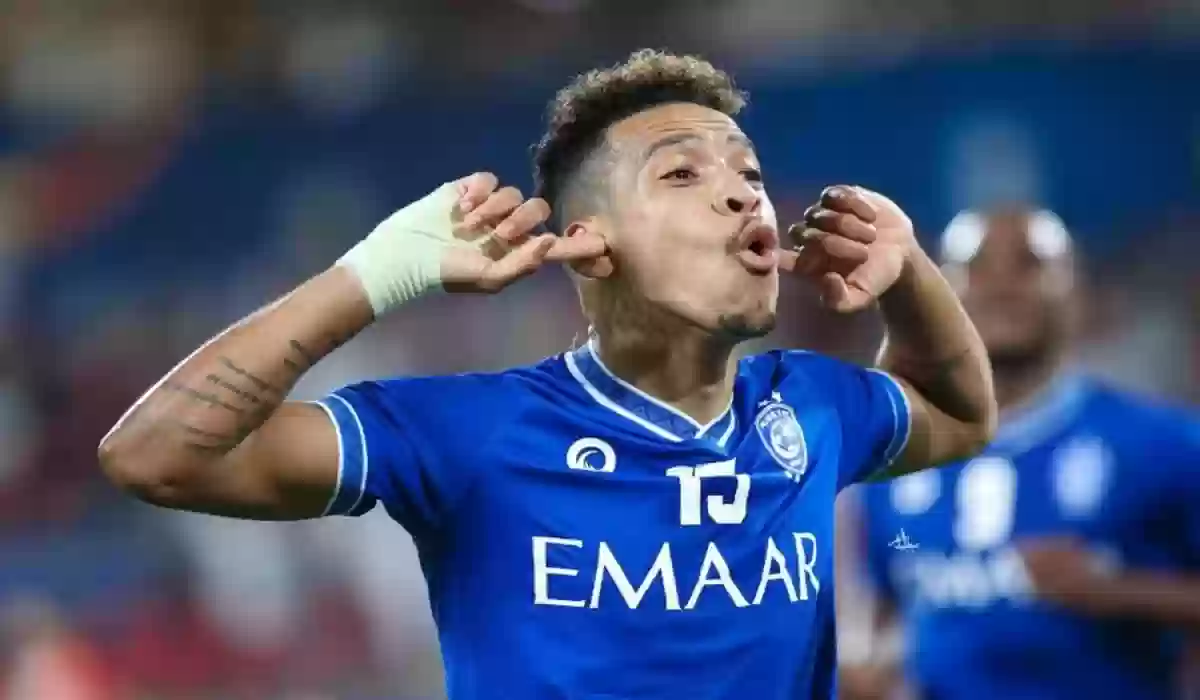 تأكيد رسمي على انتقال لاعب الهلال بيريرا إلى هذا النادي