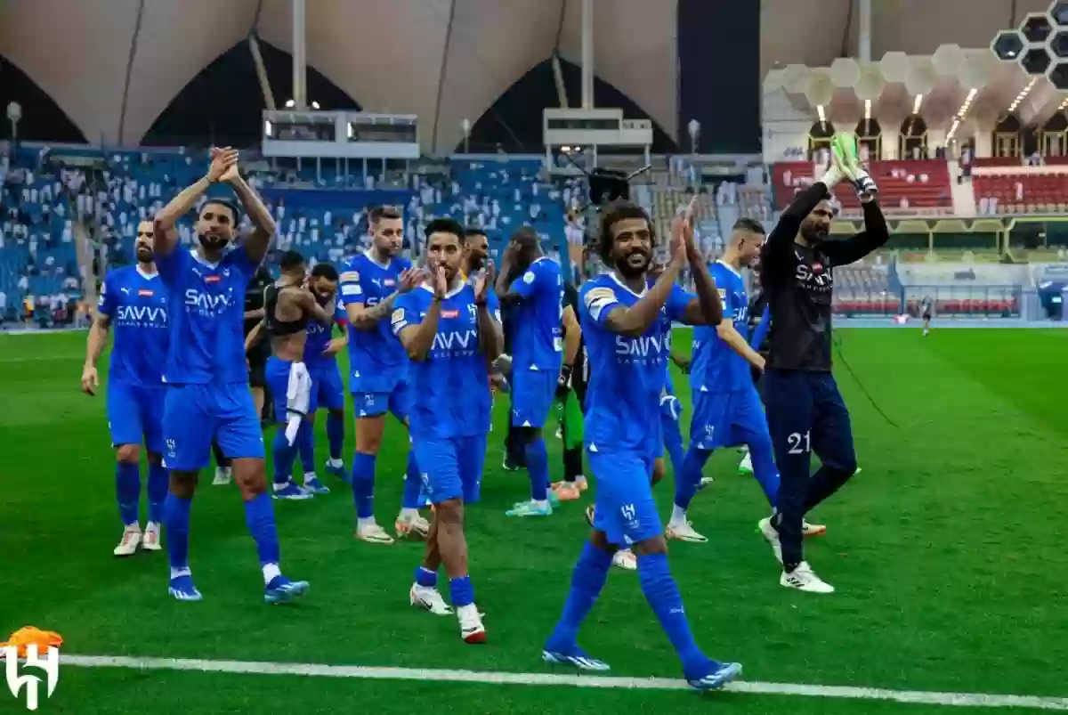 بالصور.. هذا ما قام به نجوم الهلال بعد الفوز على الأهلي بالكلاسيكو